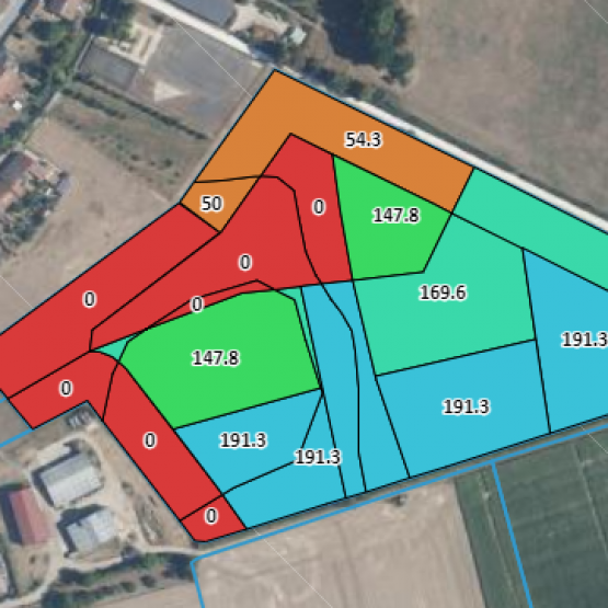 Sans cette carte de modulation et connaissance des besoins des parcelles, l’agriculteur aurait épandu  150 kg de phosphore partout. Ici, en moyenne il en utilisera 118 kg.