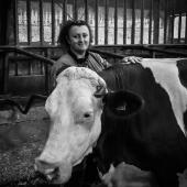Une série de portraits d’agricultrices meusiennes sera présentée sur le village agricole, à l’initiative de la section des agricultrices FDSEA. Tous en noir et blanc. Photo : Johana Rogé.