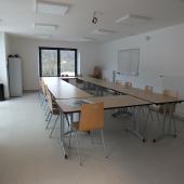 Deux salles au rez-de-chaussée pourront accueillir des réunions ou des cours. Photo : A. J.
