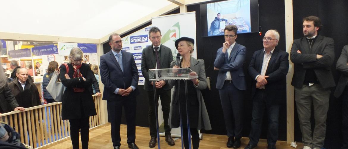 À l’occasion d’un temps fort dédié à la Meuse, une délégation d’élus a fait le déplacement jusqu’à Paris. Photo : A. J. À l’occasion d’un temps fort dédié à la Meuse, une délégation d’élus a fait le déplacement jusqu’à Paris. Photo : A. J.